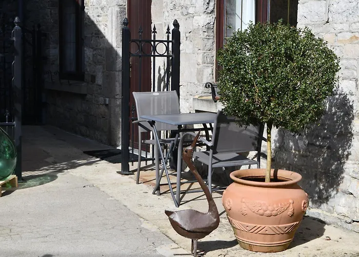 Sy Select Place Apartment